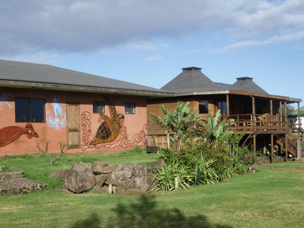 Cabanas Tokerau Hanga Roa Exterior photo